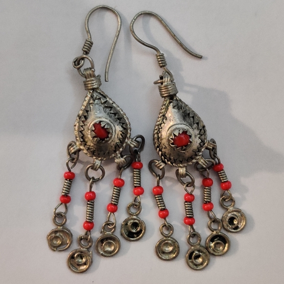 Vintage Moroccan Berber Dangling Earrings - Picture 7 of 16
